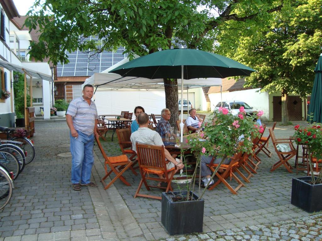 Landhotel Rangau Gasthof & Brennerei Markt Erlbach Kamer foto