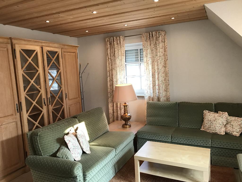 Landhotel Rangau Gasthof & Brennerei Markt Erlbach Buitenkant foto